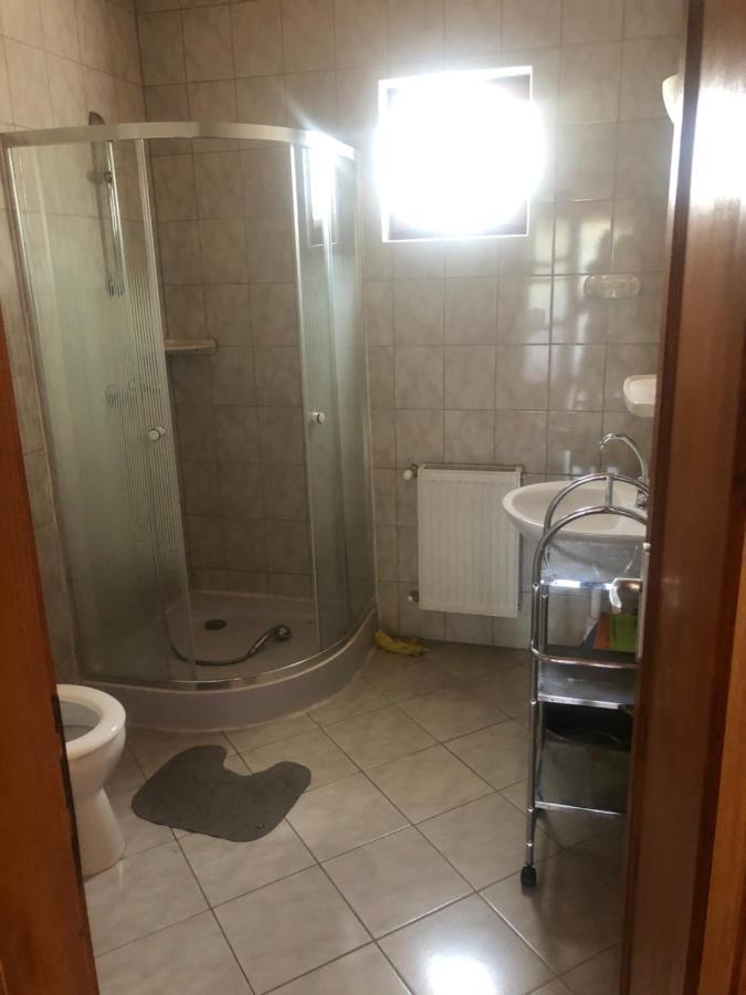 Zalakarosi Egerfa Nyaralohaz Foeldszinti Es Emeleti Apartman Exterior photo